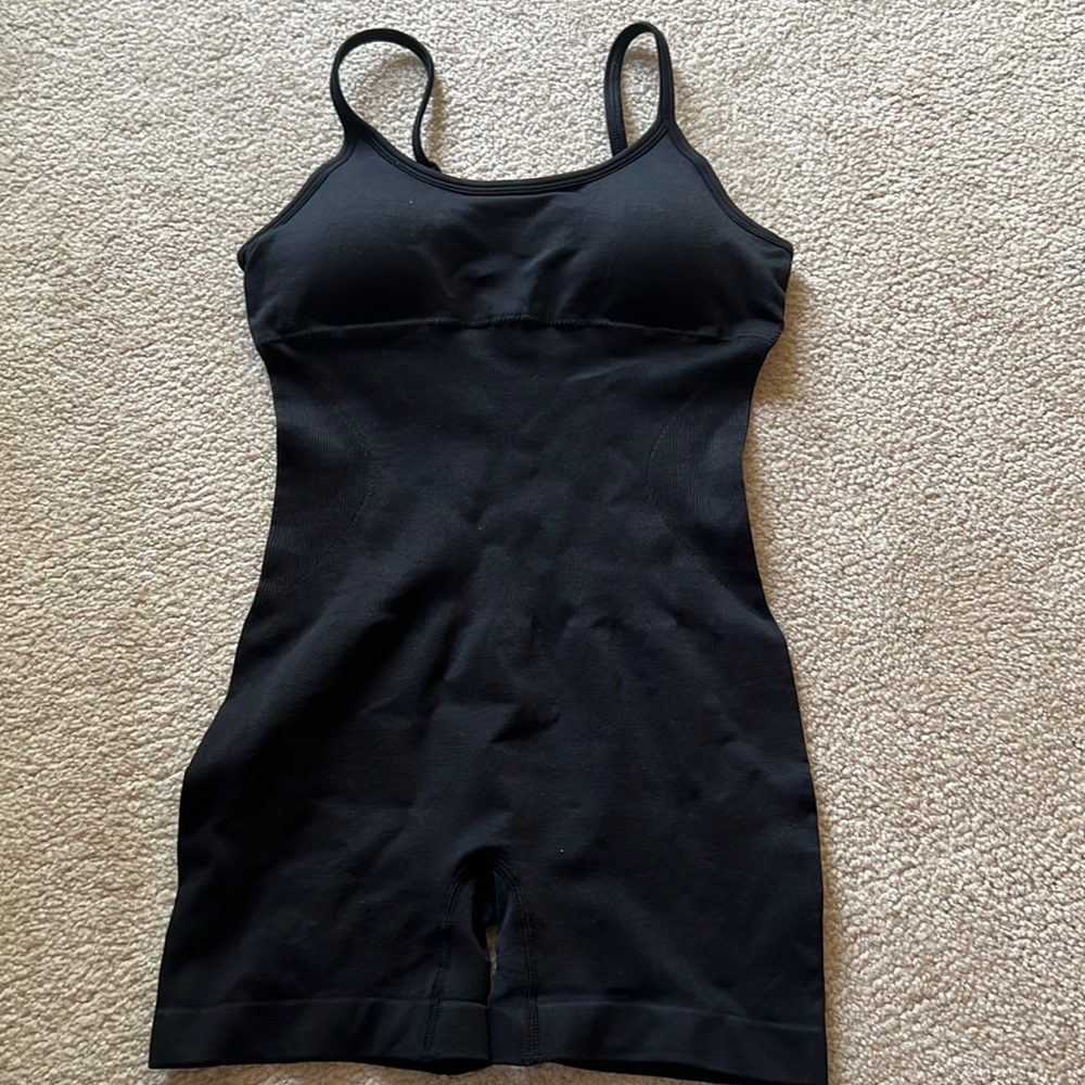 amazon - jumpsuit - small - black